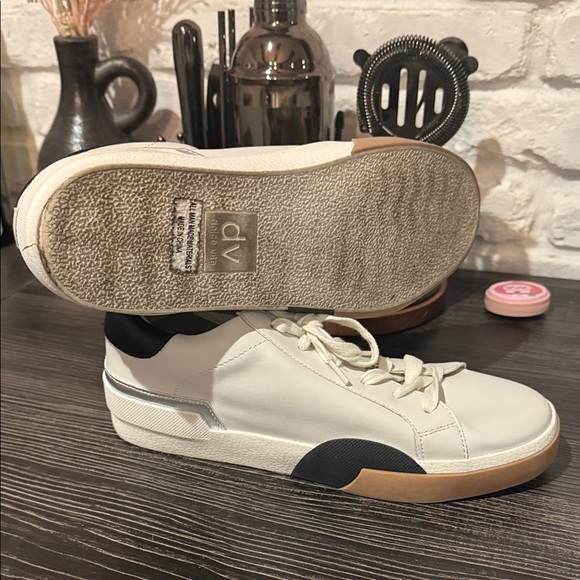 DV by Dolce Vita White and Black Sneakers - Picture 6 of 8